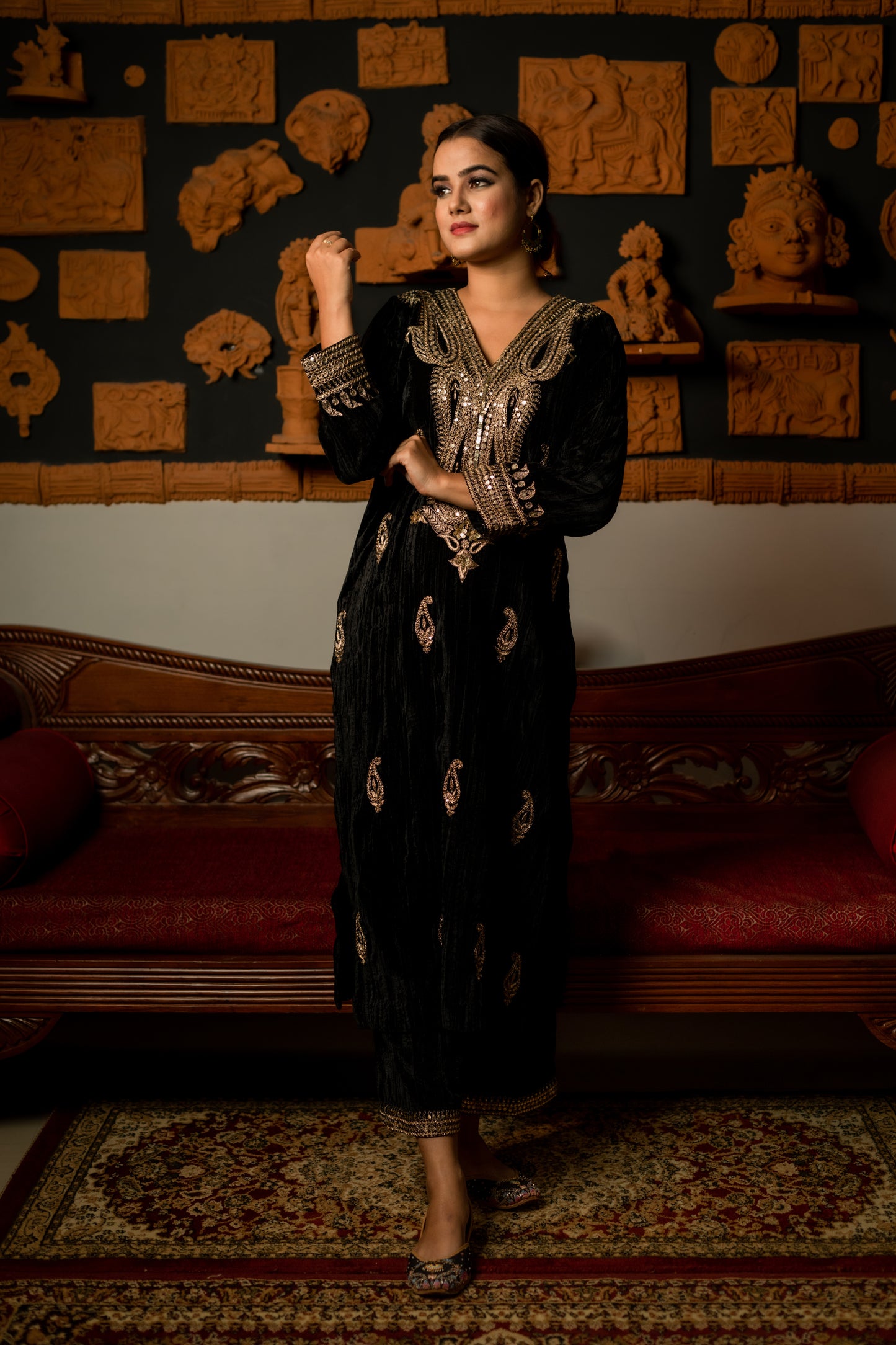 Crushed Velvet Hand Embroidered Nakisha Set
