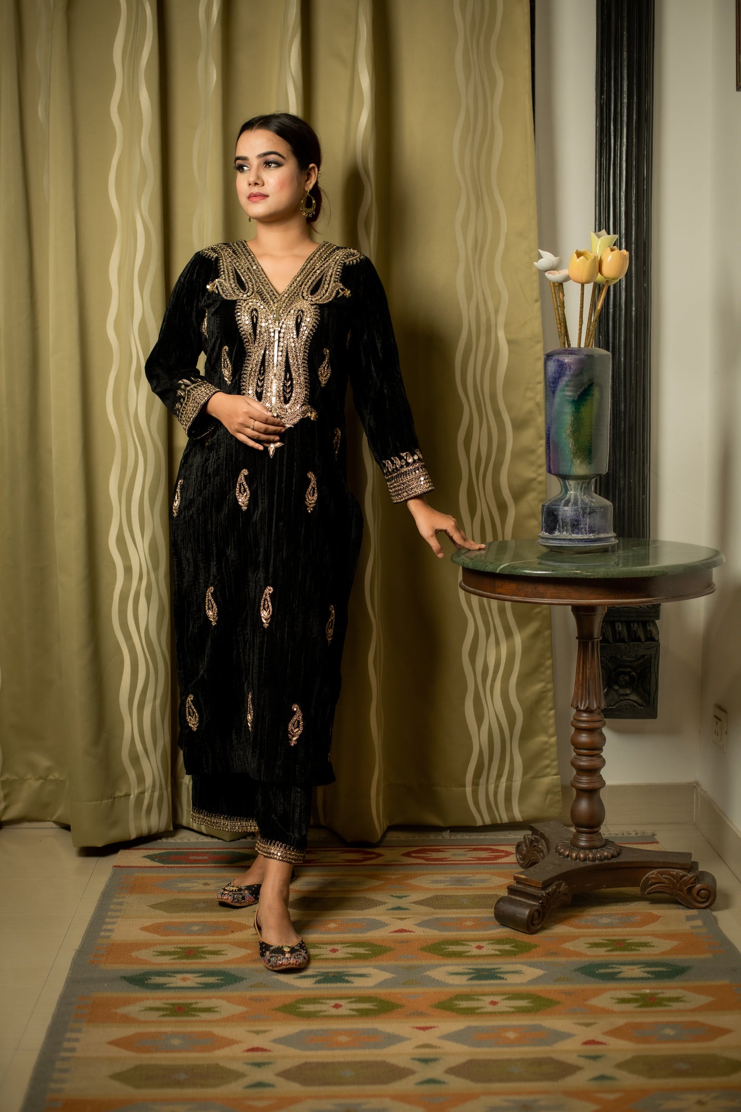 Crushed Velvet Hand Embroidered Nakisha Set