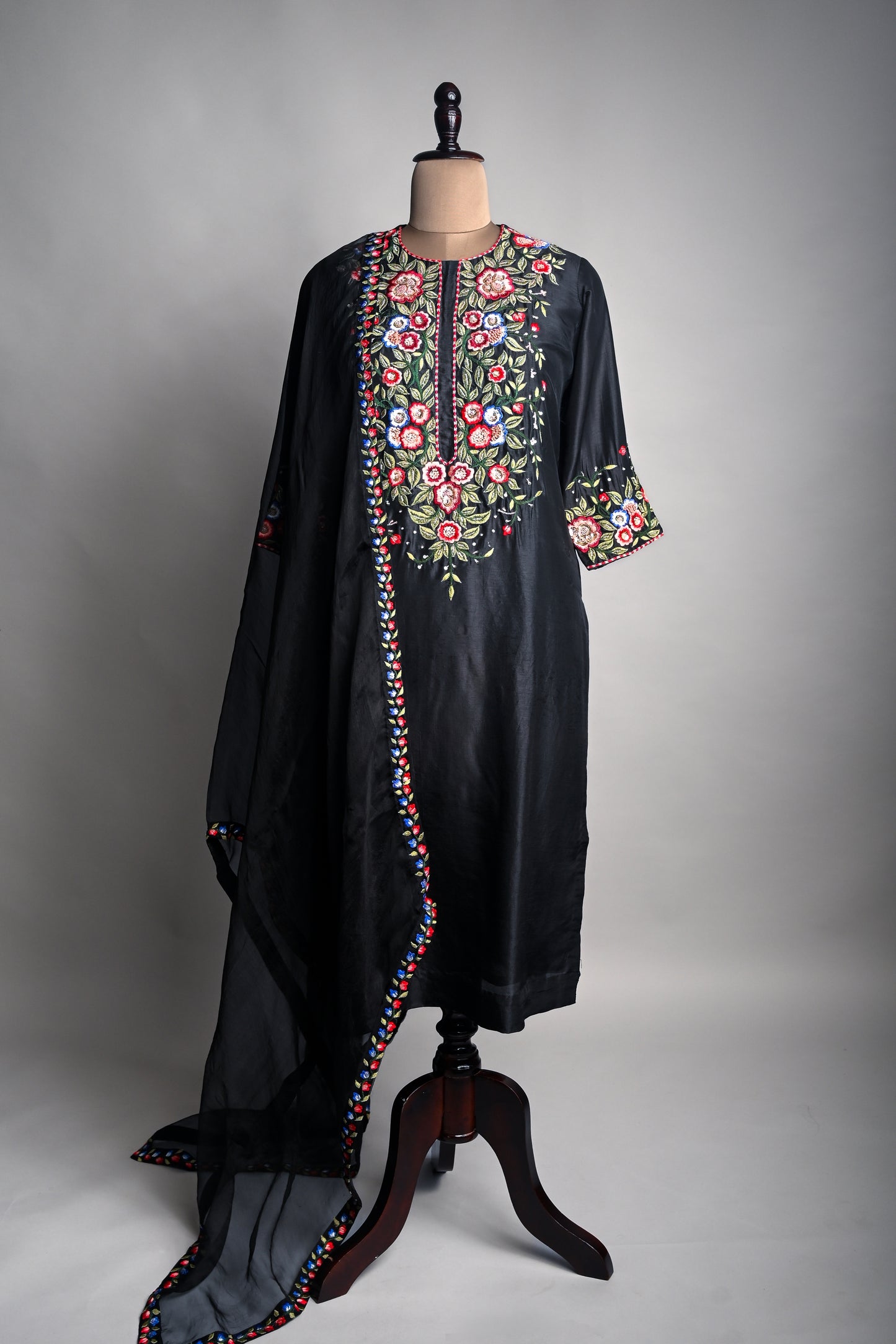 Mystic Garden Hand Embroidered Kurti set