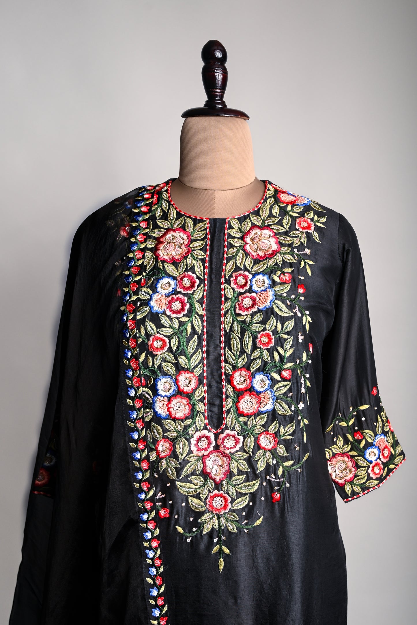 Mystic Garden Hand Embroidered Kurti set