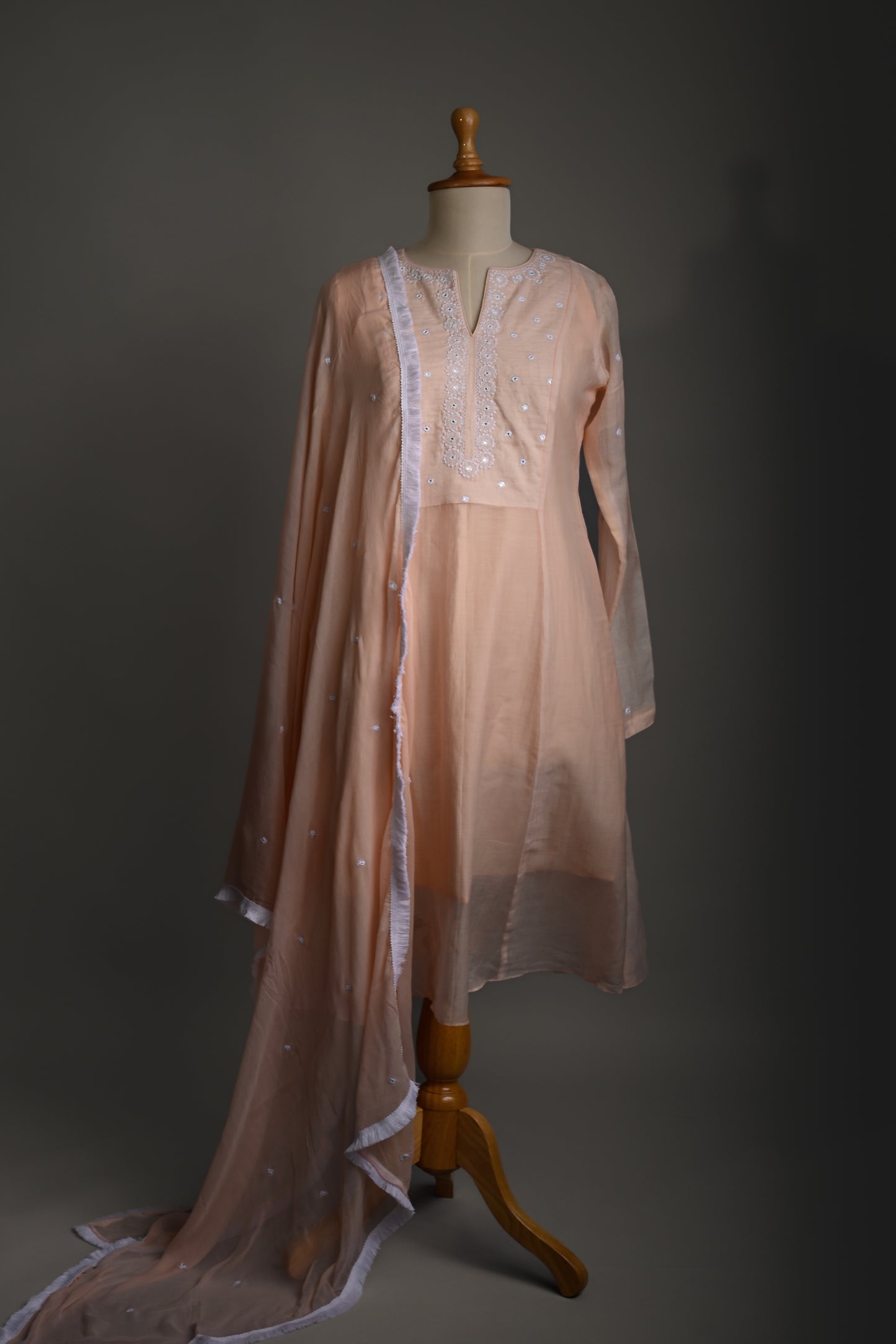Noori Mulmul Kurti Set
