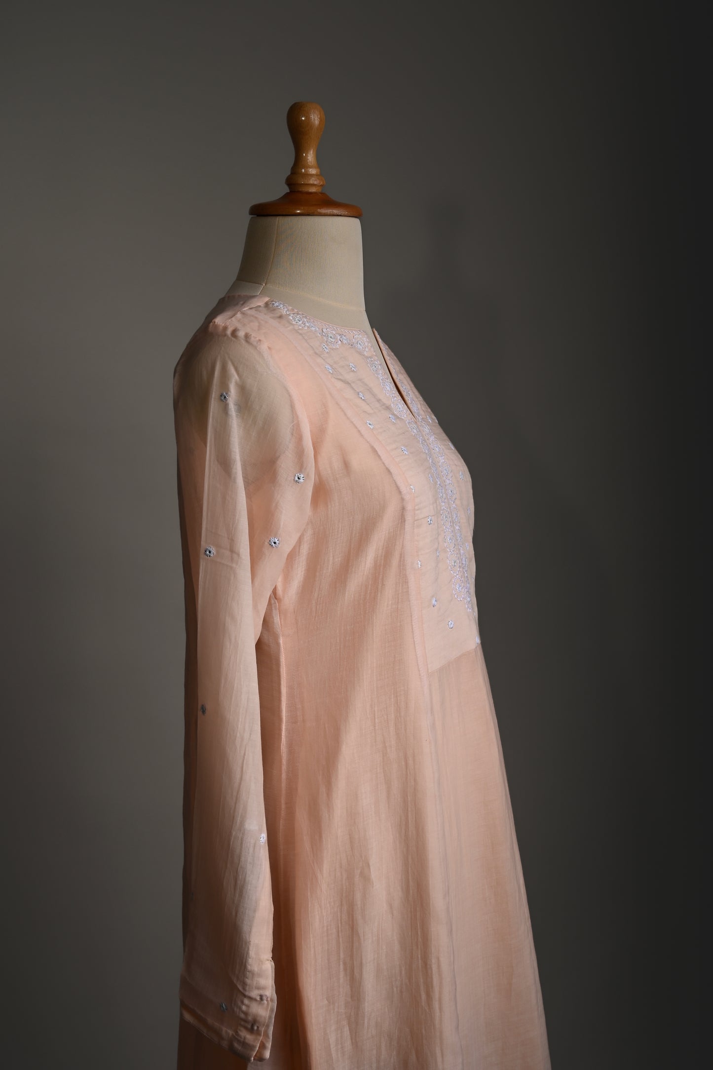 Noori Mulmul Kurti Set