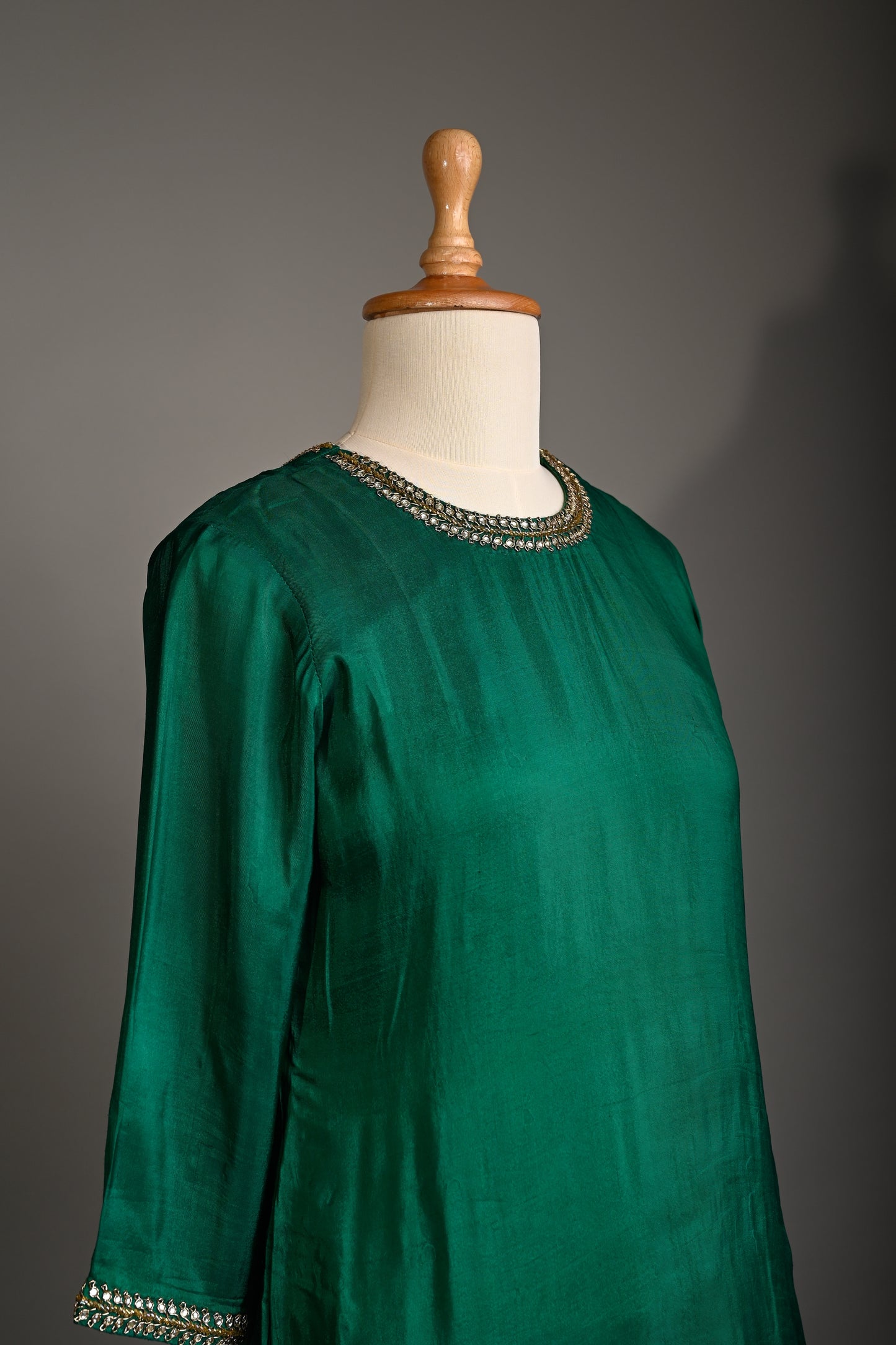 Emerald Green Kundan Embroidered kurti set