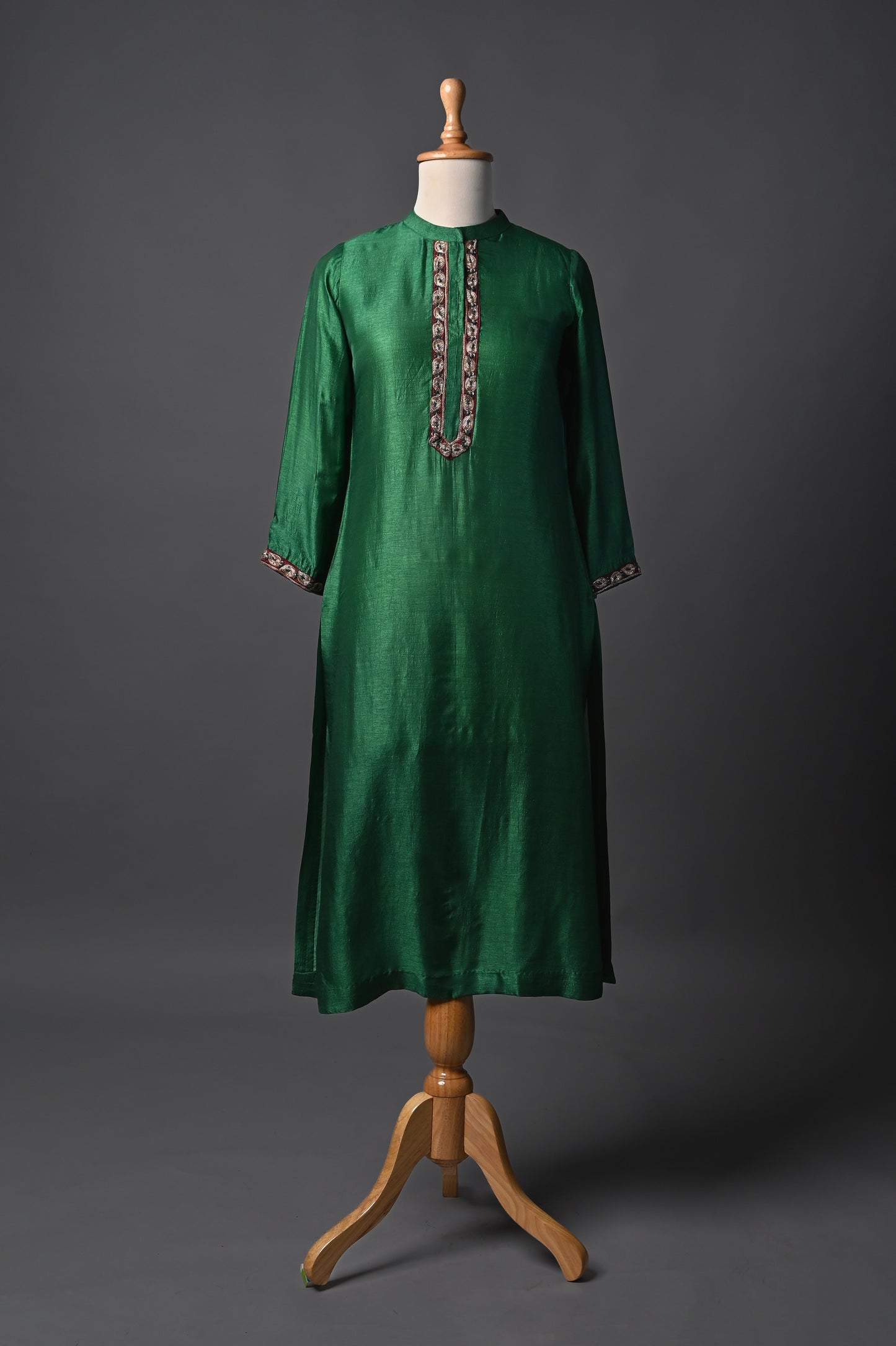 Silk Mandarine Collar Hand Embroidered Kurti