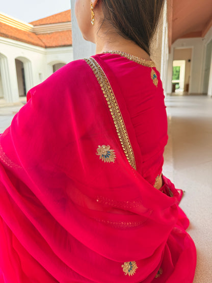 Raatrani Gul pink organza saree