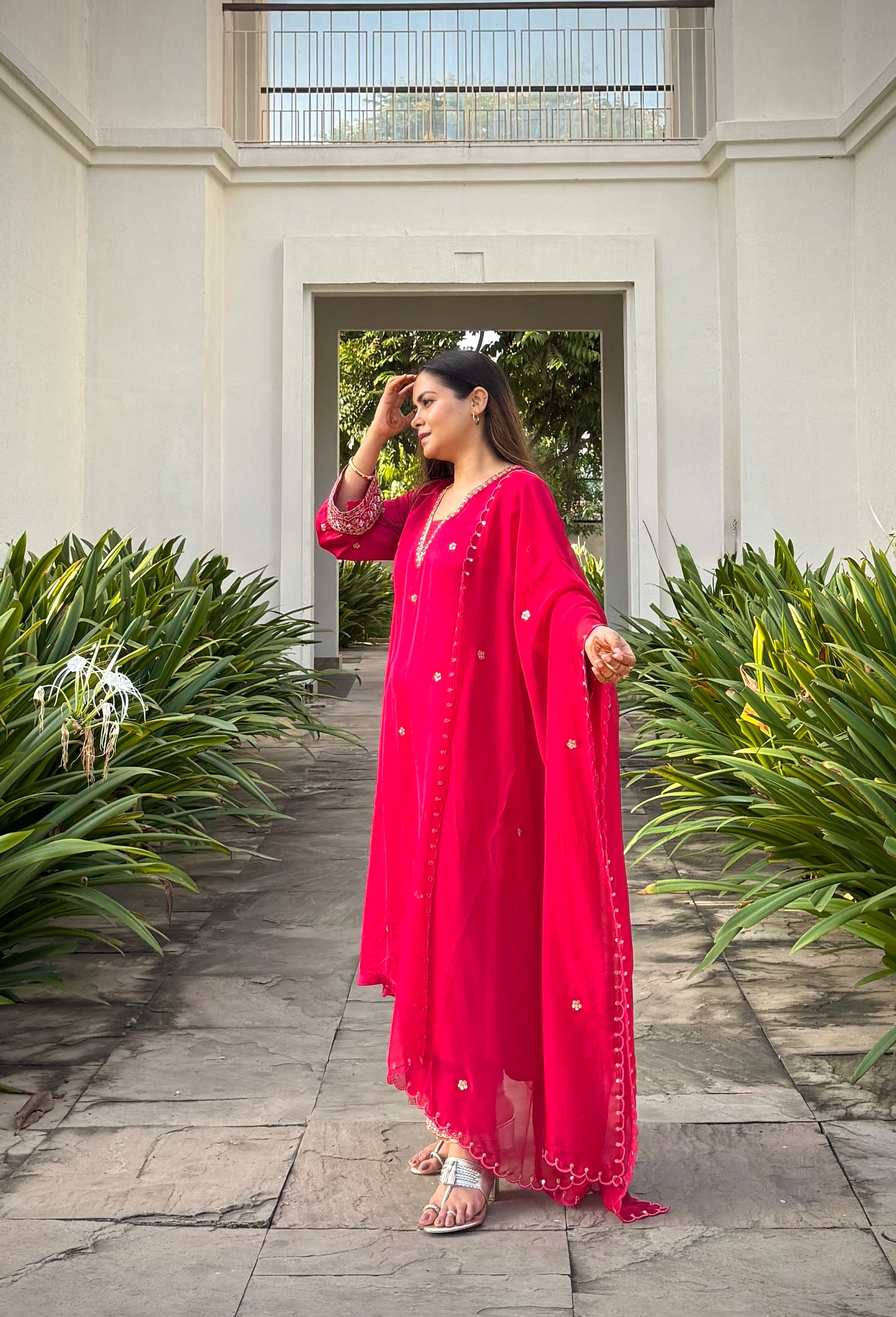 Gulabi Noor kurta set